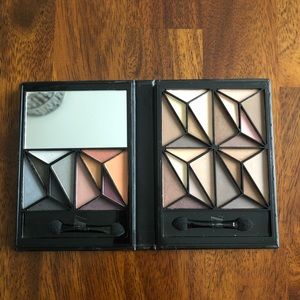 Eyeshadow Palette